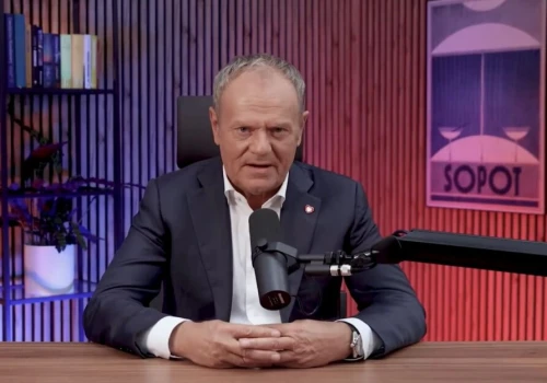Jeśli Pegasus to zbrodnia stanu, to co z KSeF, panie premierze?