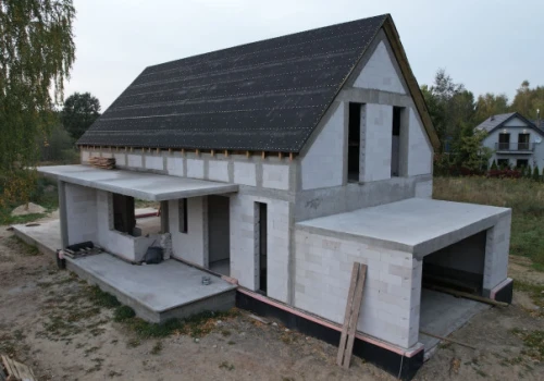 Ile kosztują ściany domu? Od 320 do 1250 zł/m² w zależności od technologii