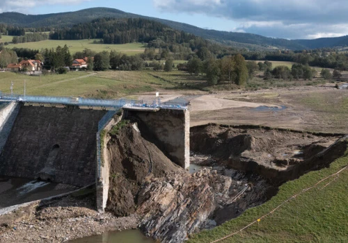 Nowa zapora w Stroniu Śląskim i zbiornik na Nysie Kłodzkiej. Jak zmieni się ochrona przed powodzią?