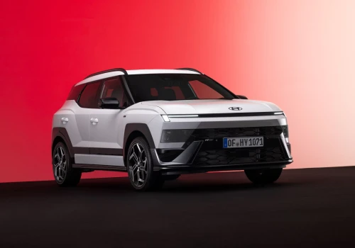 Mały SUV Hyundaia wyraźnie spoważniał. Nowy Bayon ma też asa w rękawie