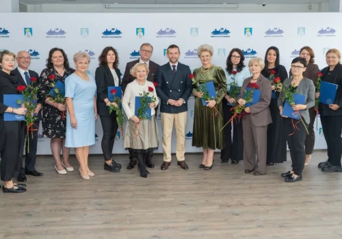 Nagrody prezydenta dla nauczycieli oraz dyrektorów szkół i przedszkoli w Ciechanowie