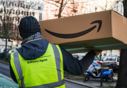 Amazon zatrudni 10 tys. pracowników sezonowych. Płaci nawet 8404 zł brutto