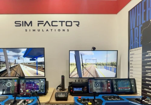 SIM Factor na InnoTrans: Jeszcze lepsza grafika i nowy symulator drona razem z pociągiem