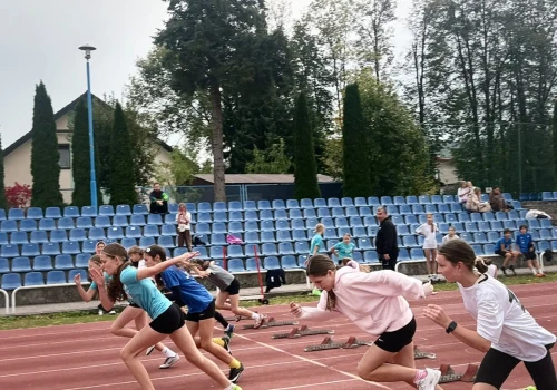 Bielskie czwartki lekkoatletyczne zakończone. Na starcie około 200 dzieci