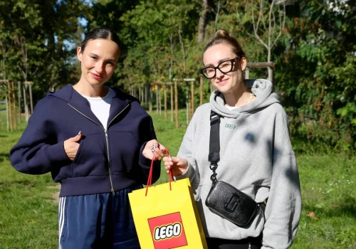 Efekt jednej wiadomości. Dlaczego warto mówić dziewczynkom, że robią coś super?