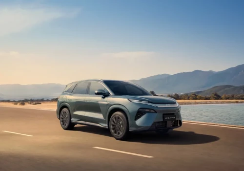 BYD kusi nowym SUV-em. Naładujesz go w kilka minut