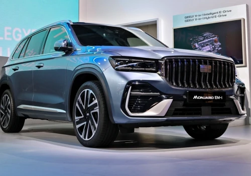 Geely z trzema nowościami. Chcą też mieć własnego Land Rovera
