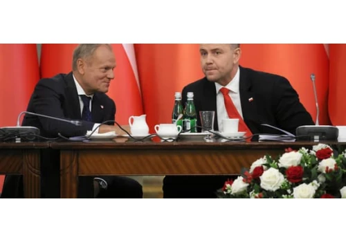Paliwo wyborcze po 5.19 zł. Tusk, Nawrocki i cena baryłki