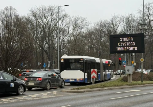 Zawsze gratem, ale nie w Krakowie. Prawnik odpowiada Złomnikowi