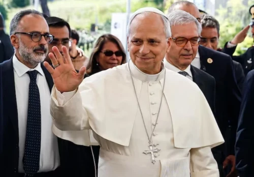 Papież Leon XIV już po operacji. Choruje na raka płuca