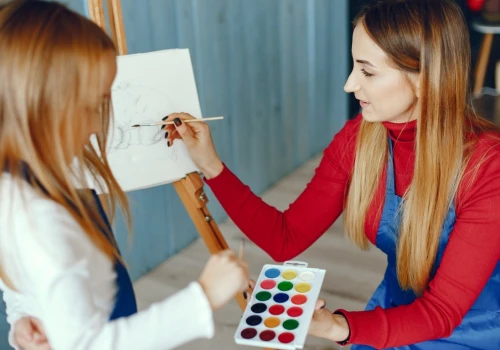 Jesteś osobą wysoko wrażliwą o artystycznej duszy? Sprawdź, dlaczego arteterapia idealnie do Ciebie pasuje