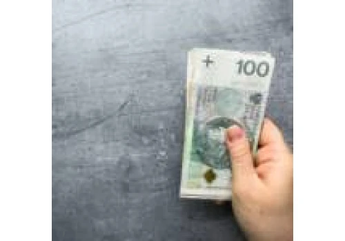 Dolar wraca poniżej 3,90 zł. Notowania PLN zyskują 14 października 2026 r.