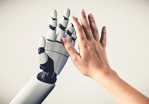 Robotyczne dłonie hamują rozwój humanoidów. Chiny prowadzą w wyścigu o rynek wart 5 bln USD