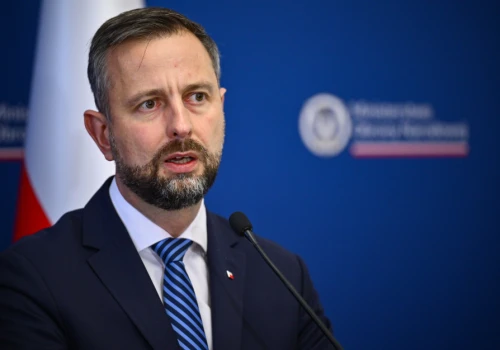 Idziemy w dalekie i precyzyjne akcje. Szef MON przedstawia wizję wojska przyszłości