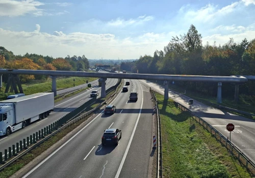 Remont A4. Zwężenia, ograniczenia prędkości i nocne zamknięcia zjazdów