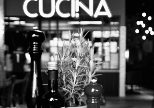 Sieć włoskich restauracji żegna jednego z założycieli. Jego Porsche runęło w przepaść