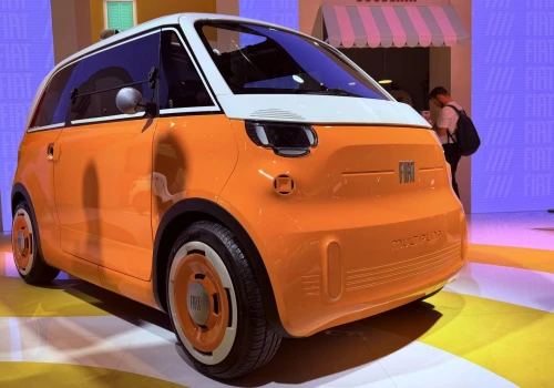 Nowy Fiat Multiplina, czyli ciekawa interpretacja Multipli. Dlaczego Citroën o tym nie pomyślał?