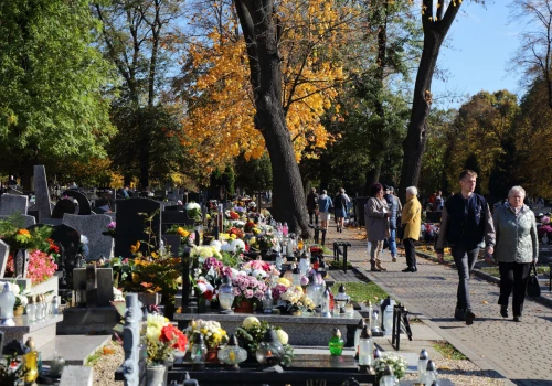 Dodatkowy dzień wolny po 1 listopada? Sejm podjął decyzję