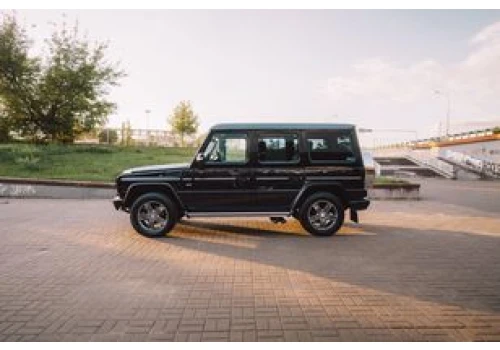 Komik sprzedaje auto. Cena? Jak kawalerka w małym mieście