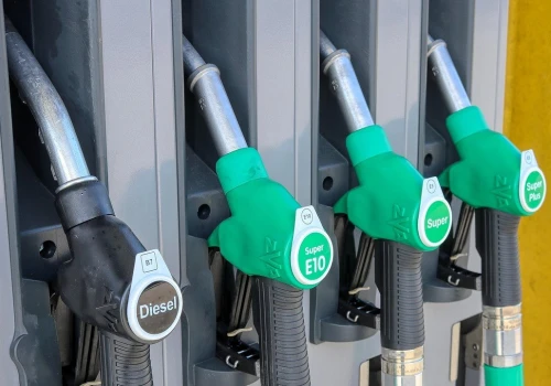 Ceny maksymalne paliw na czwartek: benzyna tanieje, diesel znów droższy