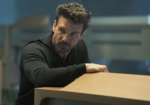 Frank Grillo o swojej integralnej roli w Man of Tomorrow. Zdradził dalsze plany w DCU!