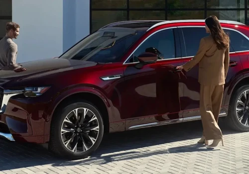 Land Rover spotkany jako Mazda. Ten SUV jeszcze nas zaskoczy