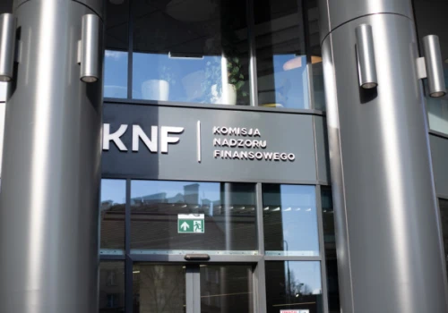 Nowy "bank" na liście ostrzeżeń KNF. Zawiadomienie już w prokuraturze