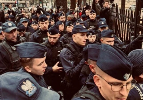 UPADEK TUSKA. DZIŚ SAM PRZYSPIESZYŁ KONIEC SWOJEJ WŁADZY!