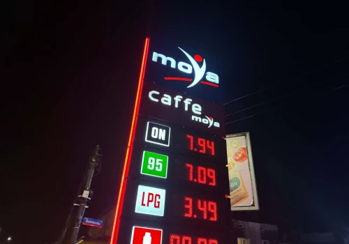 Kierowcy przecierają oczy na stacjach. Diesel przekroczy 8 zł za litr! Minister ogłosił nowe ceny paliw od 15 października