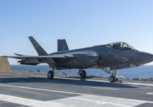 Pierwszy F-35C na lotniskowcu typu Ford