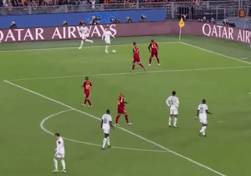 Real Madryt przegrywał 1:3 w 82. minucie. Trzy gole w końcówce i szalona remontada w Rzymie