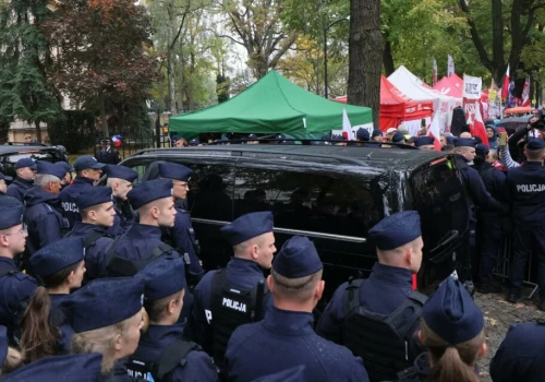 Berek bez ślubowania. Prezydent odwołuje wizytę!