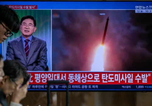 Korea Północna testuje nowe pociski manewrujące. Pokaz siły u wschodnich wybrzeży