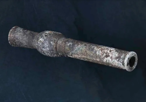 Żołnierze poszukiwali min, a odnaleźli broń sprzed 600 lat. Wyprzedzała swoje czasy