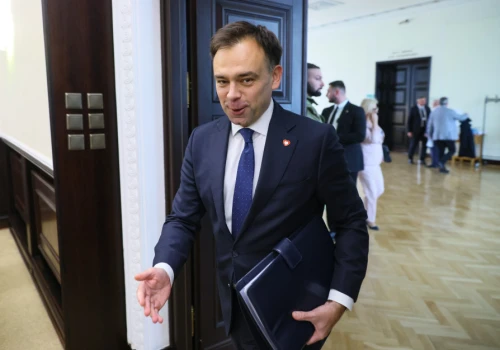 Minister finansów ma już pieniądze na cały rok. Duży popyt na polski dług