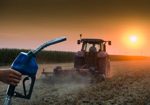 Rolnicy dostaną kolejne dopłaty do nawozów i paliwa? Jest pilny apel do rządu