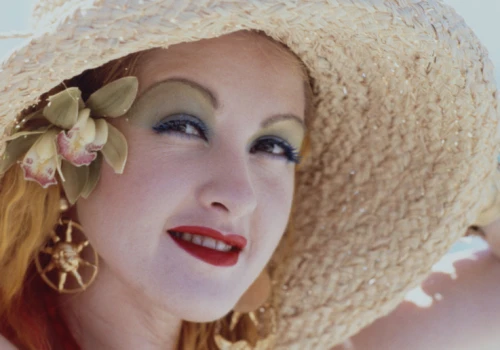 Cyndi Lauper rozstaje się z legendarną garderobą. Na aukcję trafią prawdziwe skarby