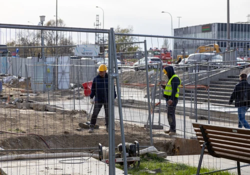 Zamiast pracowników zatrudnią stażystów i zaoszczędzą. Furtka do obchodzenia prawa