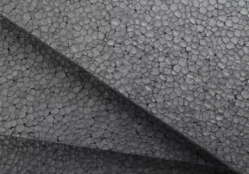 Styropian był droższy i miał lepsze parametry. Ekipa popełniła jednak szkolny błąd przy montażu