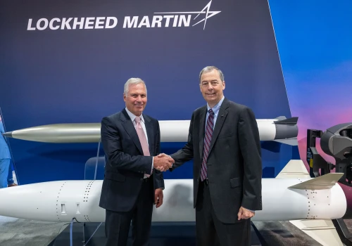 Strategiczne porozumienie Lockheed Martin i Avio przy silnikach rakietowych na paliwo stałe