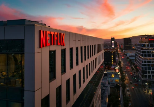 Miliardy dolarów zysku i 1000 osób do zwolnienia. Wielkie cięcia w Netflixie