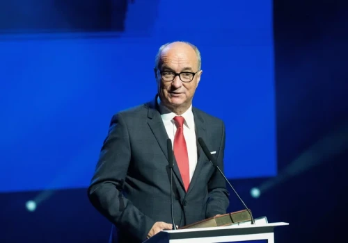Czarzasty postawił Tuskowi ultimatum? To tłumaczyłoby powrót tematu aborcji