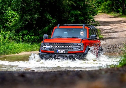 Ford Bronco 2.7 V6 Badlands – terenowe alter ego Mustanga | TEST