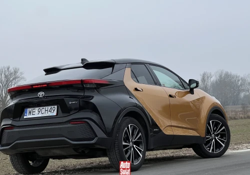 Toyota wyprzedaje auta z 2026 r. Corolla od 95900 zł. Sprawdzam ceny wszystkich modeli