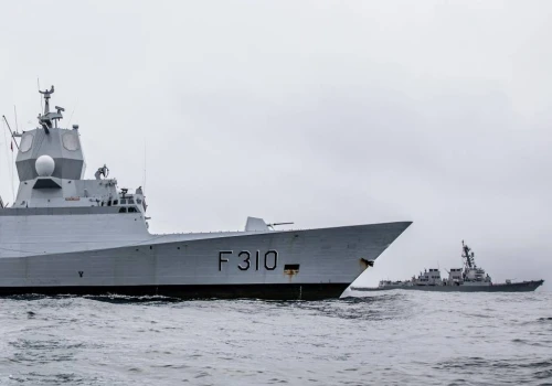 Afera korupcyjna wokół okrętów NATO. Pięć osób zatrzymano w Norwegii