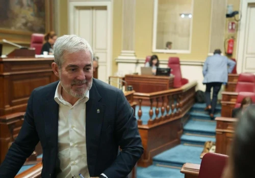 Wyspy Kanaryjskie chcą zakazać zakupu mieszkań osobom bez stałego zameldowania