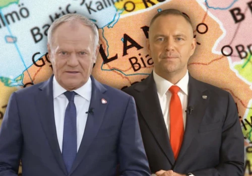 "FAZ" po atakach w szkołach. Tusk i Nawrocki po dwóch stronach barykady