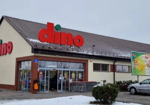 Dino stanie przed świętami? W powiecie złotowskim chodzi o sklepy i magazyn w Jastrowiu
