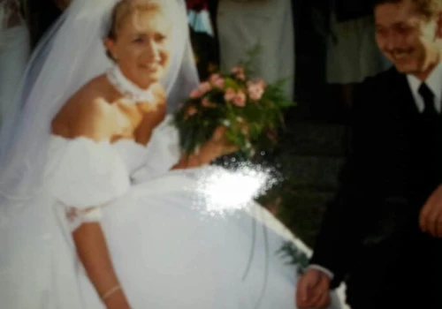 Ślub wobec Boga czy w Jego obecności? Wiara ponad słowami