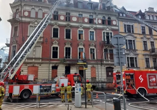 Policja zatrzymała podejrzanego o podpalenie kamienicy na ul. Chopina